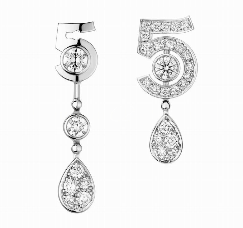 Chanel Earrings 1689